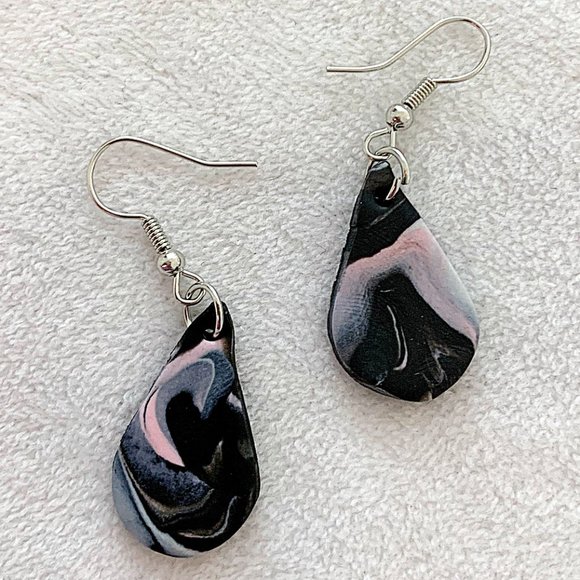 Marbled Water-Drop Polymer Clay Dangle Drop Earrings - Picture 3 of 6